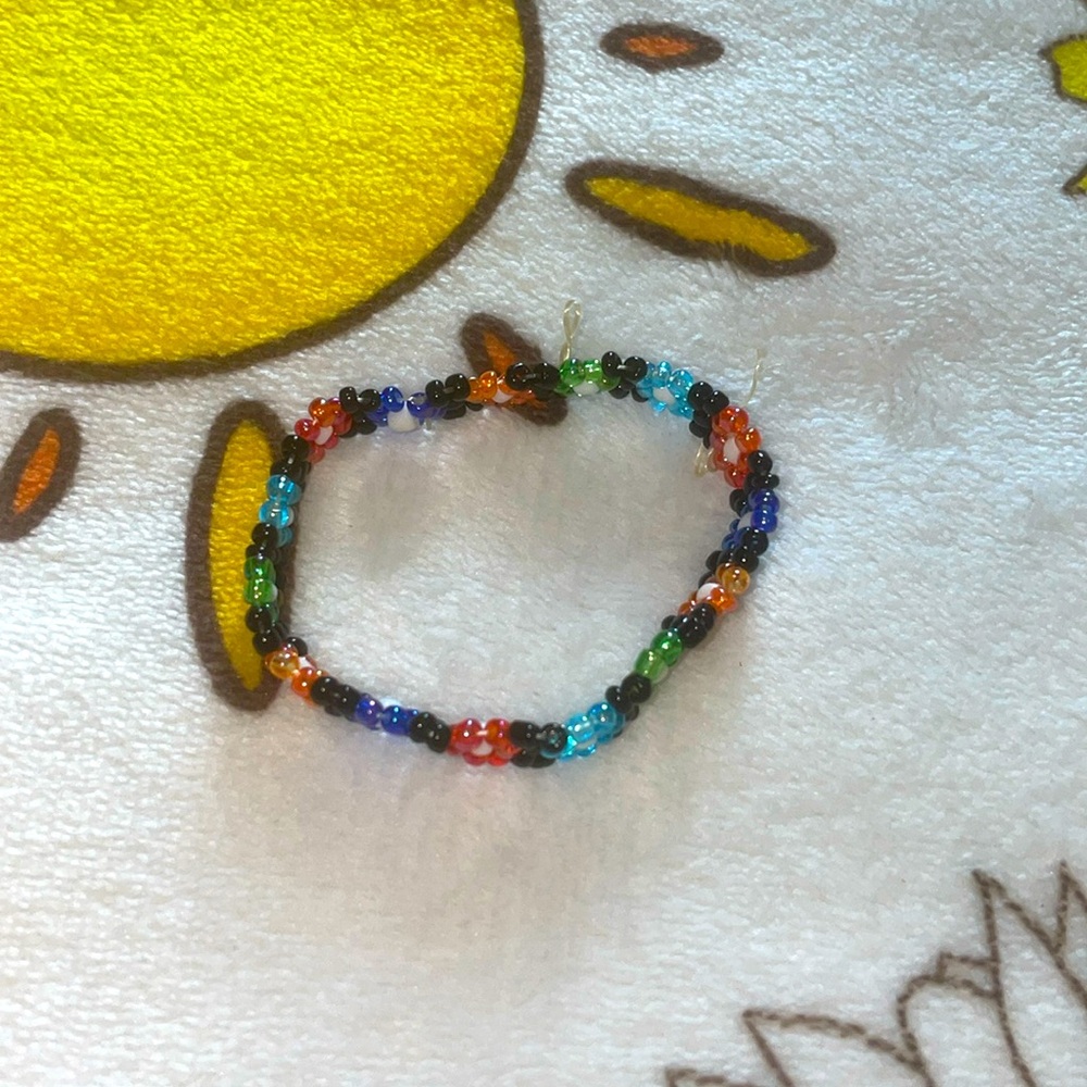 Colorful Stretchy Floral Beaded Bracelet